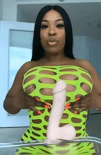 全网精选题材必看：“ spring 封面图