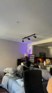 “流于201023年5月8日11:19 PM \ n \ ni出现在我的地板上”("Stream started at 05/08/2023 11:19 pm\n\nI came on my floor") - 高清流媒体极速加载