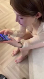 查看 极品反差婊 的详细介绍与播放