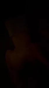 91社区热议作品：03年敏感体质小妹 实拍