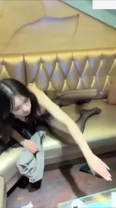 查看 会所淫乱操逼2 的详细介绍与播放