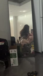 广州情侣 高跟肥臀女上自动 完整无删减版在线看