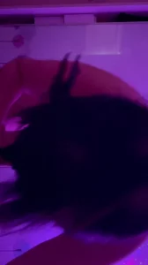 正在播放：微胖少妇 (全网精选频道)