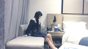 91社区热议作品：约会双马尾JK小姐姐到酒店坐在沙发上太可人了美腿好身材抵挡不住扑上去揉捏舔吸骑乘呻吟用力抽送 实拍