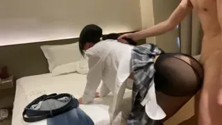 [原创] 从小缝后入黑丝妹妹 直接顶满小穴 - 高清在线观看