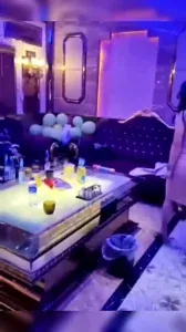 禁欲一月的骚妻有多疯狂？捆绑扣穴，大屁股用力夹紧单男 - 高清在线观看