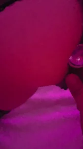 全网精选题材必看：能三通的熟女 封面图