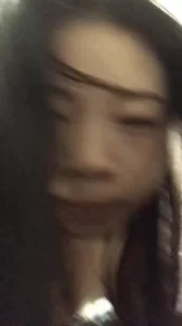 91社区热议作品：有完整女友被单男干爽了 实拍