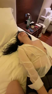 [原创] 体制内反差母狗穿黑丝、情趣内衣被玩弄，抠逼、吃鸡吧、馒头逼被操肿 - 实时更新的高清全网精选资源