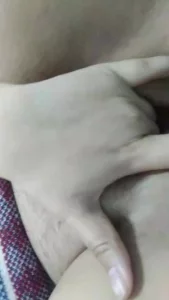 正在播放：网调20岁母狗在家自慰给我看，处女膜都破了，最后尿了！！！ (全网精选频道)