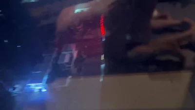 91视频推荐：酒店落地窗操逼 手机在线播放