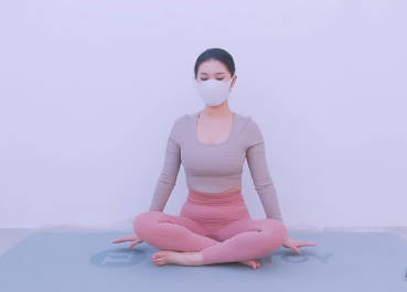 正在播放：天美传媒TMY0032寸止挑战7瑜伽性解放 (全网精选频道)