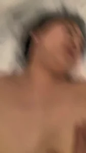 （完整露脸版）骚逼老婆被肏爽了，承认被前男友破的处，还说被很多人肏过 玩家亲测好评资源