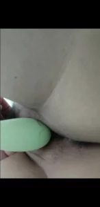 大学情侣出租屋和女友视频作爱 - 高清在线观看