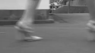 尾行人妻轮奸强暴上 - 实时更新的高清9UU站资源