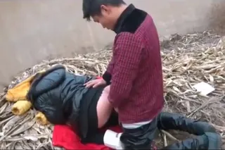 HT年轻人找个草窝就解决 - 实时更新的高清9UU站资源