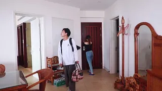 9UU站题材必看：YG淫荡嫂子诱惑乡下表弟 封面图