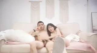 【9UU站】探花。可爱嫩乳罗莉骑乘 现场高清截图