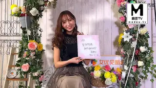 正在播放：果冻女优签约见面会 (麻豆TV频道)