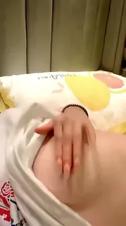 骚逼在家自慰抠逼 - 高清流媒体极速加载