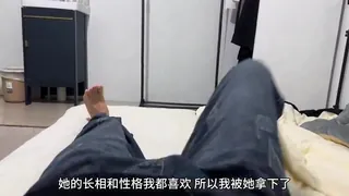 猫咪av站高分作品推荐：带厂妹00后约炮