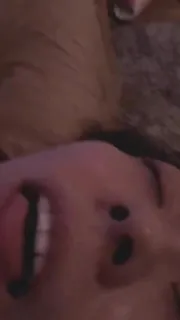 正在播放：骚逼被操表情销魂 (猫咪av站频道)