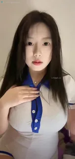 18岁巨乳学妹 - 高清在线观看