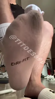 猫咪av站精选视频：小0喜欢的白袜体育生 完整版