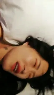 自拍爆插骚货女友 优质原创视频在线直达