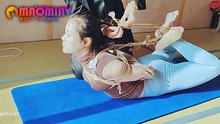 撕裂傲慢的深度调教：在数十米长绳的强力压迫下看她如何彻底卸下防备跪地求饶 手机浏览器流畅观看预览