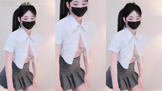 可爱JK妹妹艳舞 - 高清在线观看