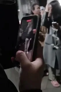 2020           @huarentiandi @baoguang_t - 实时更新的高清猫咪av站资源