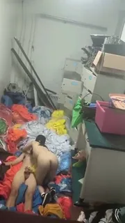 正在播放：仓库爆操女同事 (猫咪av站频道)