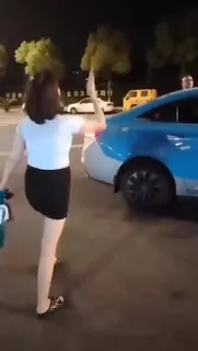 短裙骚逼 优质原创视频在线直达