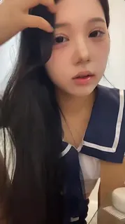 91视频推荐：海军服的可爱少女 手机在线播放