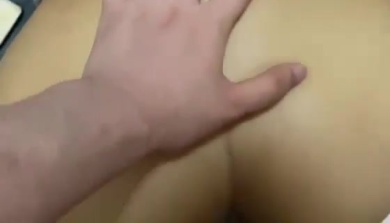 猫咪av站题材必看：后入骚逼女友的骚屁股 封面图