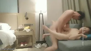 猫咪av站题材必看：约炮校花爆操骚逼 封面图