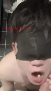 口交射一嘴的小受 - 极具视觉冲击力的猫咪av站内容