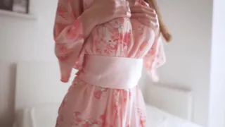 日式巨乳少妇 - 高清在线观看