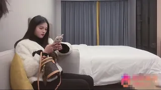 猫咪av站高分作品推荐：高價網約極品大奶妹，性格溫柔身材非常棒