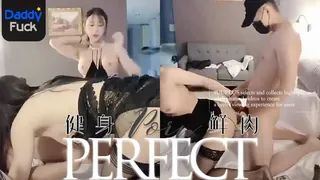 诗诗和君君和健身小鲜肉3P_各种姿势操的呻吟不断 - 高清流媒体极速加载