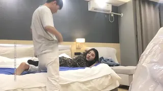 豹纹大耳环肉肉妹子，口交舔屌洗完澡开操，抬腿抽插侧入猛操，大屁股后入大力撞击 最新更新资源合集