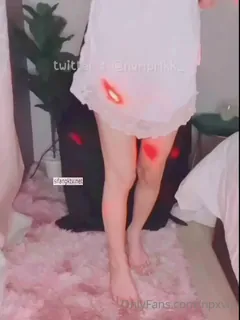 正在播放：#九頭身 #漫畫般 #細腿 #巨乳 反差女神国产精选正式营业 (猫咪av站频道)