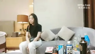 猫咪av站精选视频：91沈先生05-17大高个御姐 完整版