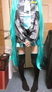 【猫咪av站】掏出来比你大 现场高清截图