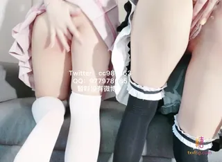 91视频官方收录：双人一起自慰