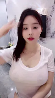 猫咪av站高分作品推荐：好大的巨乳