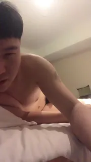 #情侣自拍泄露 后入黑丝 - 实时更新的高清猫咪av站资源