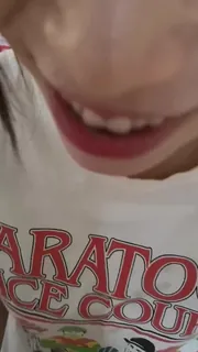 嫩穴美女逼逼痒 - 高清流媒体极速加载