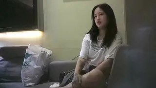 91视频官方收录：漂亮清纯小姐姐 抹的油 你怕我没水吗 等一下你轻一点 啊啊哥哥不要不要 被大鸡吧操的哥哥叫不停